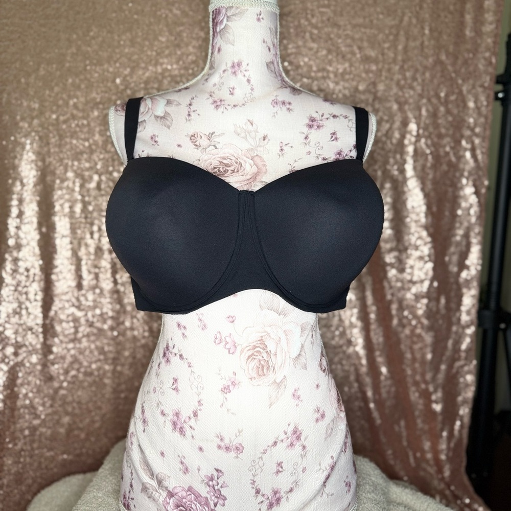 SKIMS Classic Black Women's Bra